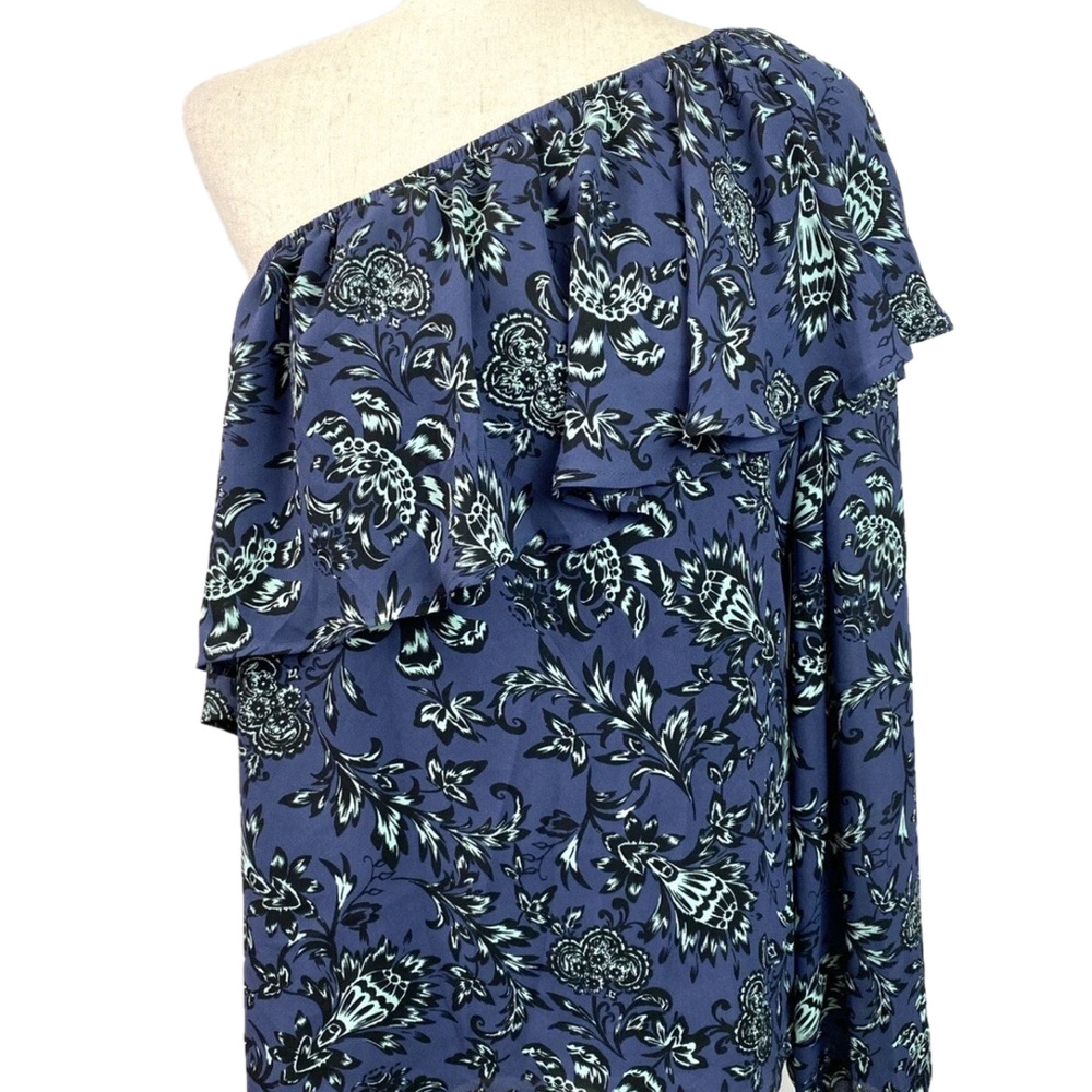 Belle Sky Floral Off-Shoulder Top - Blue and Green size S GUC